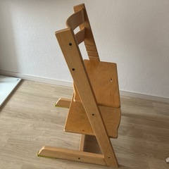 ストッケ　ベビーチェアの画像