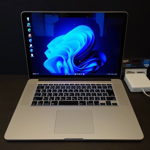 windows10終了！買い替えにwindows11 MacBook 15インチ