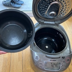 三菱　　IHジャー炊飯器　NJ-KH10-Sの画像