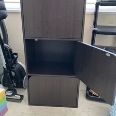 ドア付き3段ボックス
の画像