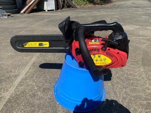 エンジンチェーンソー❣️ほぼ新品