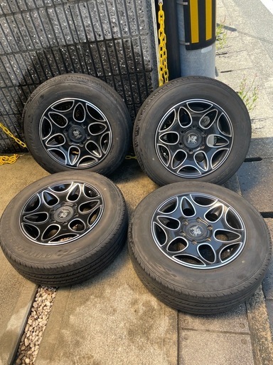 ハイエース　タイヤホイールセット16インチ　215/65R16C 109/107