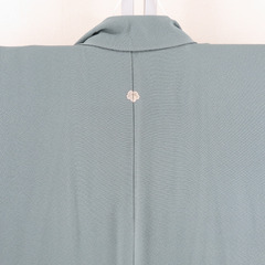 色無地 袷 グリーンブルー 一つ紋 蔦紋 正絹 広衿 仕立て上がり着物 身丈168cm【中古】 【キモノオフ野々市若松店】の画像