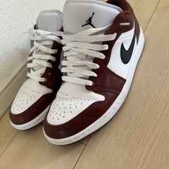 ジョーダン1 ロー　ダークポニー　ブラウンの画像