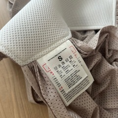 ⭐️konny コニー　抱っこ紐　ベージュ　Sサイズ　収納袋付きの画像