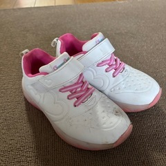17.0cm子供用光るシューズ
の画像