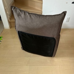 座椅子　ローチェア　茶系の画像