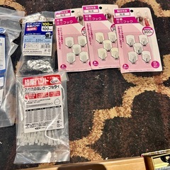 結束バンド、フラットプレート、他、の画像