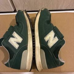 New Balance 313キッズスニーカー 15.5cm ダークグリーンの画像