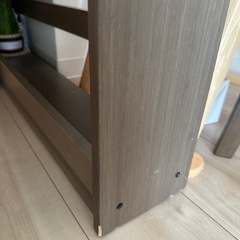 【IKEA】　美品　SKUMPARP テーブル HANSOLA/ハンソーラ チェア 竹 チャコールの画像