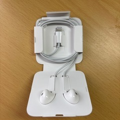 iPhone 純正 イヤホン　Lightning の画像