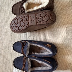 UGG & REGALのボア付きローファーの画像