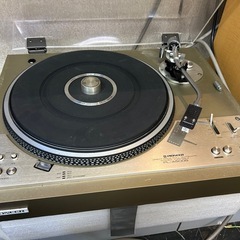 レコードプレーヤーの画像
