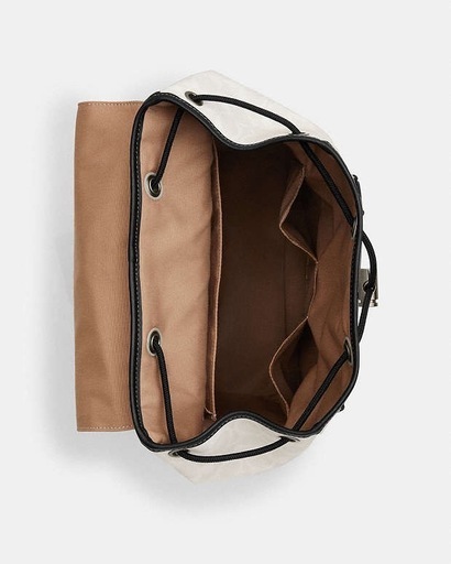 【新品同様】COACH　完売品 定価10万円超 コーチ リュックサック 男女兼用 アイボリー PVCレザートラック