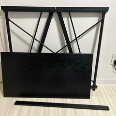 折りたたみデスク
の画像