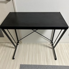折りたたみデスク
の画像