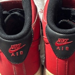 【確約
】ナイキNIKE AIR FORCE 1 MID24.0の画像