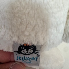 ジュエリーキャットのぬいぐるみの画像