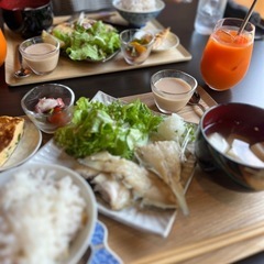 ランチ、カフェ巡りしてくれるお友達募集