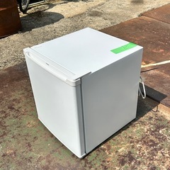 家庭用　小型　冷凍庫（氷）2023年製の画像
