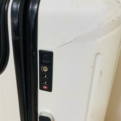 キャリーケース　の画像
