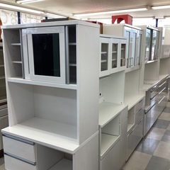 ⭐️春日市⭐️レンジボード⭐️近藤産業⭐️白色⭐️シンプル⭐️定価49,800円⭐️No1963の画像