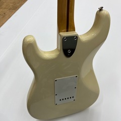 Fernandes フェルナンデス エレキギター FST-50 石ロゴ ストラトキャスターモデル  楽器 弦楽器　のご紹介です！  の画像