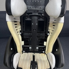 ディアターン プラス ISOFIX ABは、新生児から使えるチャイルドシート の画像