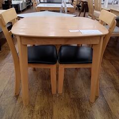 ★リユースのサカイ水戸店★２人用ダイニングセットナチュラル×ブラックH72×D80×W80クリーニング済みMT5468の画像