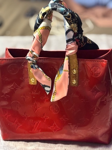 ルイヴィトン LV リードPM赤