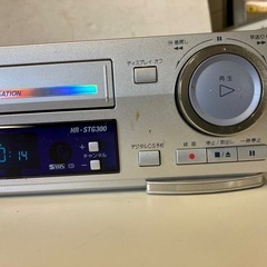 Victor ビデオカセットレコーダー HR-STG300。 製造年: 2000年製。の画像