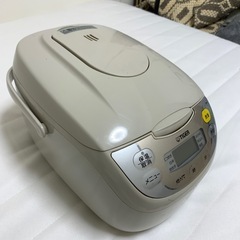 炊飯器の画像
