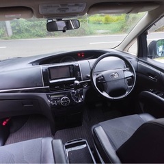 トヨタ  エスティマ　平成26年式   77,000kmの画像
