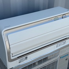 A606J◇ダイキン エアコン◇主に6畳◇2021年製◇うるさら◇換気ホース付◇自動お掃除◇AN22XRS-Wの画像