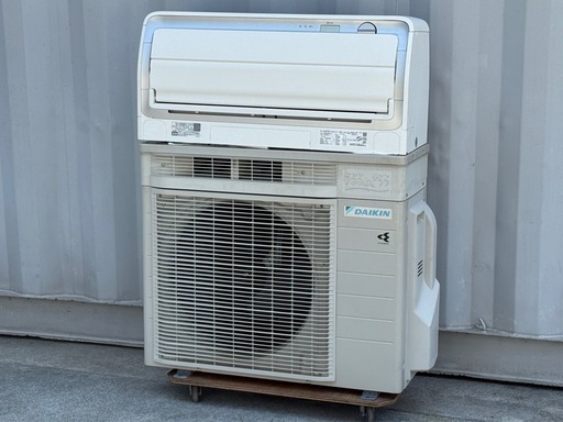 A606J◇ダイキン エアコン◇主に6畳◇2021年製◇うるさら◇換気ホース付◇自動お掃除◇AN22XRS-W