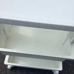 中古　引き取り限定　3段テーブルワゴン　白の画像