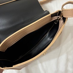 ショルダーバッグの画像