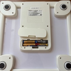 OMRON  カラダスキャン　体重計
の画像
