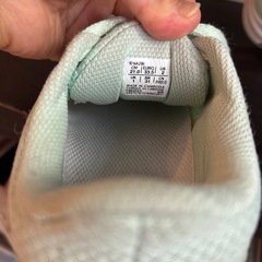 21センチ　アシックス　キッズシューズの画像