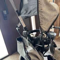 三輪車　日除付き　手押し可能の画像