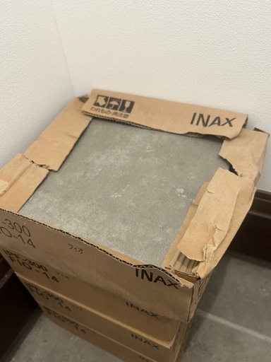 INAX FIO014 300角タイル
