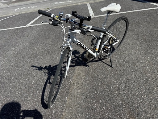 商談中　　　　　　giant 自転車　クロスバイク　2021年　エスケープR3 ジャイアント