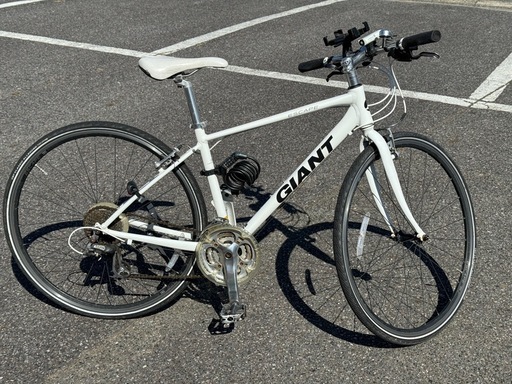 商談中　　　　　　giant 自転車　クロスバイク　2021年　エスケープR3 ジャイアント