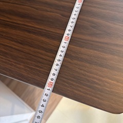 折りたたみテーブル木目調の画像