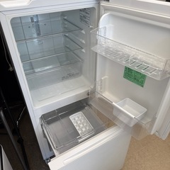 2021年　ハイセンス  冷蔵庫　134L ガラスの画像