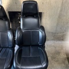 決まりました ジムニー JA11 純正シート運転席と助手席セット の画像