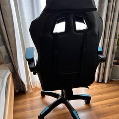 ゲーミングチェアの画像