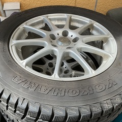 YOKOHAMA（ヨコハマタイヤ） 	•スタッドレスタイヤ　アルミホイール付（
 225/65R17 102Q）の画像