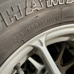 YOKOHAMA（ヨコハマタイヤ） 	•スタッドレスタイヤ　アルミホイール付（
 225/65R17 102Q）の画像