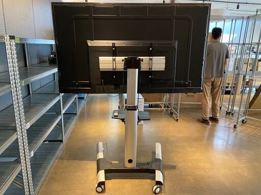 値下げ　75型 4K大型液晶ディスプレイ（JAN:4589511168752）＋大型テレビスタンド（JAN:4589511160954